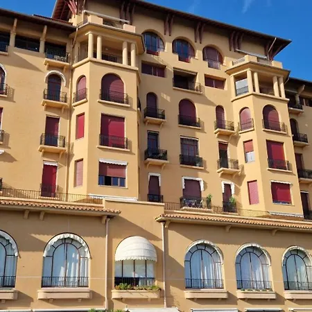 Dans Le Golf * Saint-Raphaël