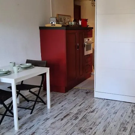 Dans Le Golf Apartman