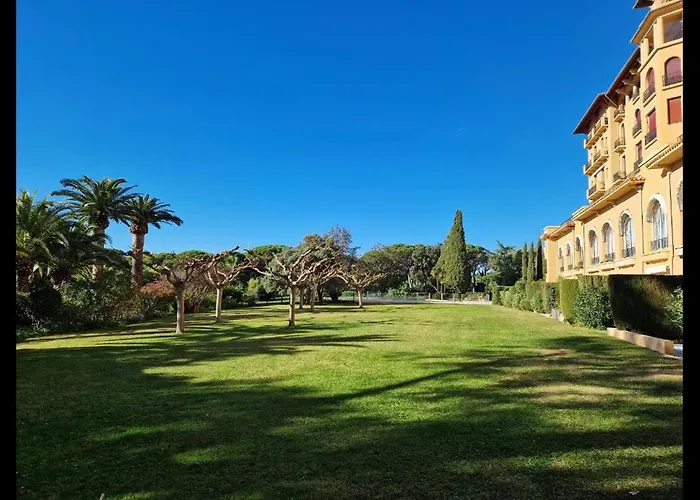 Dans Le Golf Apartman *